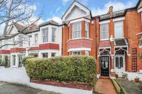 4 bedroom Terraced f...